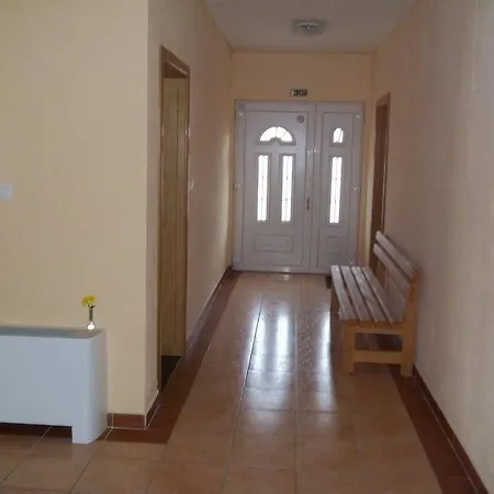 Guest house D & J Pansion
