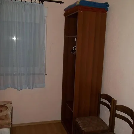 Guest house D & J Pansion *