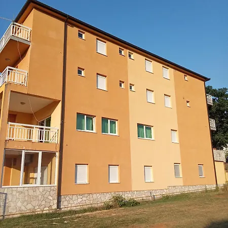 Guest house D & J Pansion *